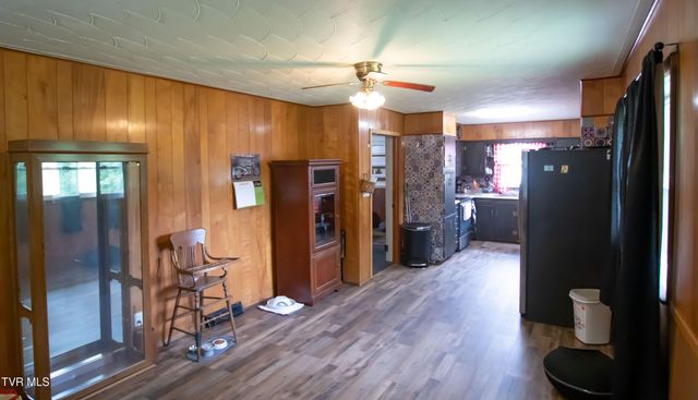 3770 Weaver Pike, Bristol, TN 37620