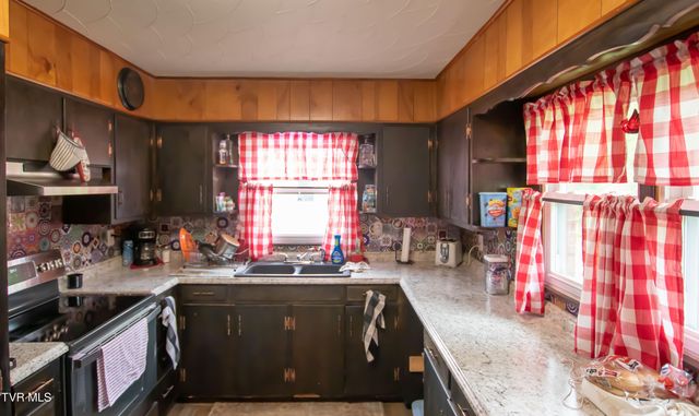 3770 Weaver Pike, Bristol, TN 37620