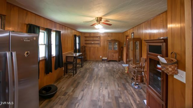 3770 Weaver Pike, Bristol, TN 37620