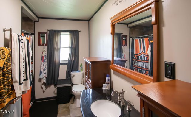 3770 Weaver Pike, Bristol, TN 37620