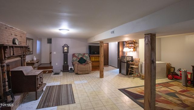 3770 Weaver Pike, Bristol, TN 37620