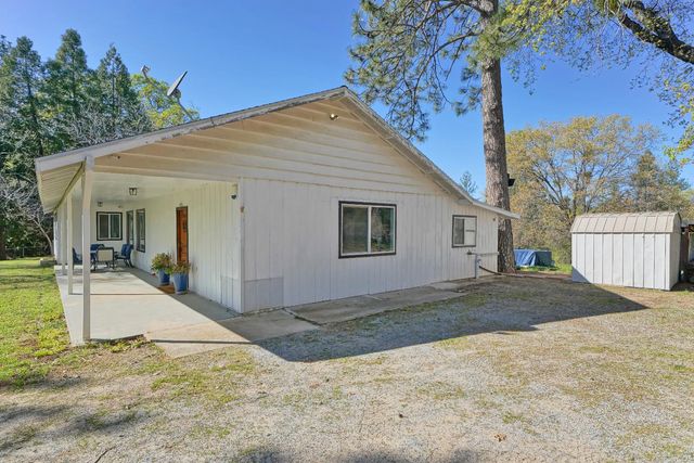 6261 Grizzly Flat Rd, Somerset, CA 95684