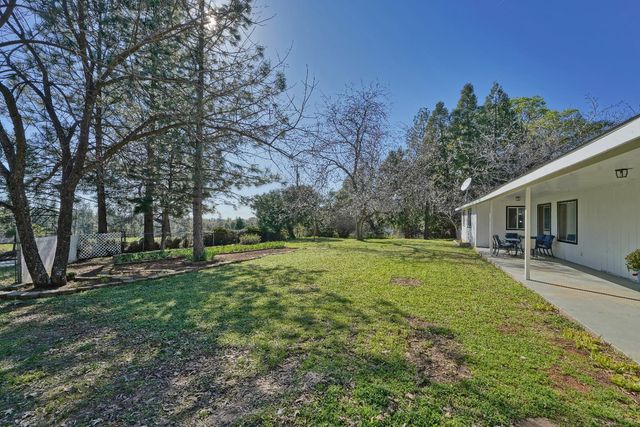 6261 Grizzly Flat Rd, Somerset, CA 95684