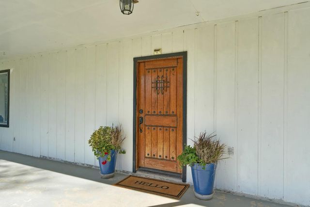 6261 Grizzly Flat Rd, Somerset, CA 95684