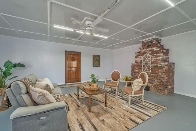 6261 Grizzly Flat Rd, Somerset, CA 95684