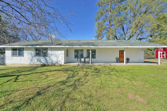 6261 Grizzly Flat Rd, Somerset, CA 95684