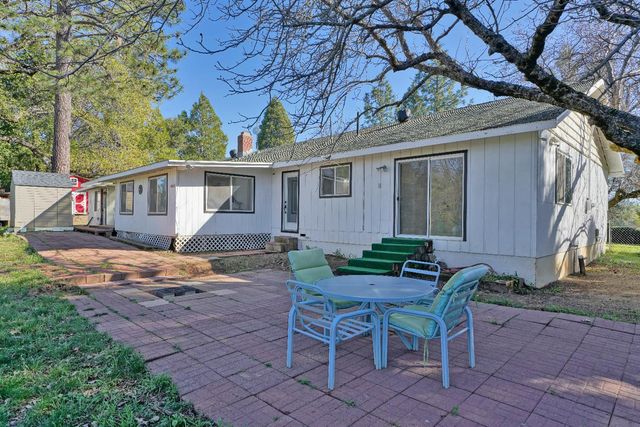 6261 Grizzly Flat Rd, Somerset, CA 95684