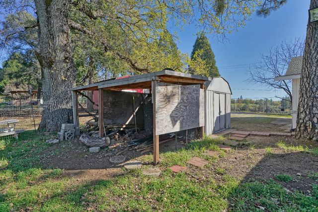 6261 Grizzly Flat Rd, Somerset, CA 95684