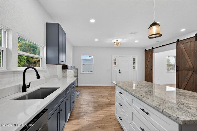 4423 SAN JUAN Avenue, Jacksonville, FL 32210