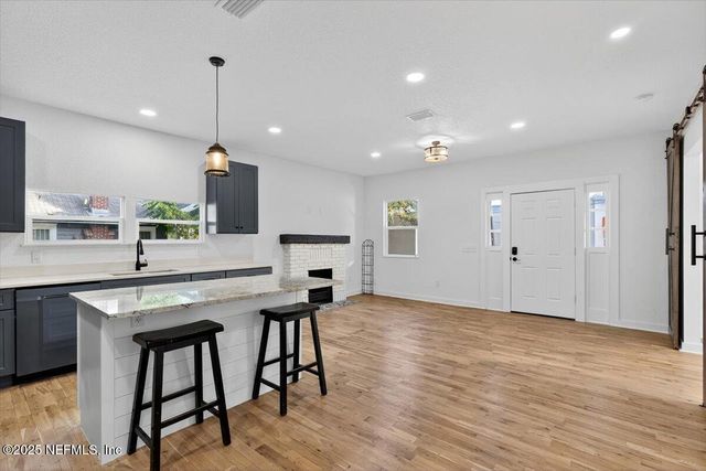 4423 SAN JUAN Avenue, Jacksonville, FL 32210