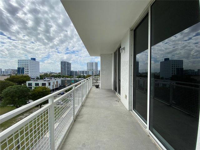 444 NE 30th St 702, Miami, FL 33137