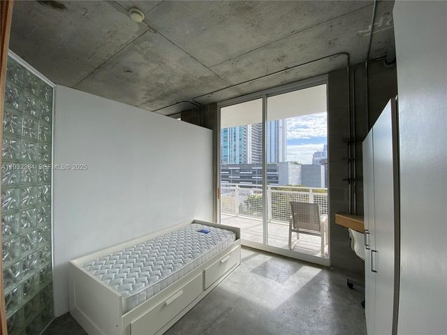 444 NE 30th St 702, Miami, FL 33137