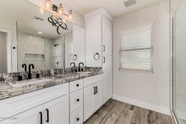 10914 W SARATOGA Circle, Sun City, AZ 85351