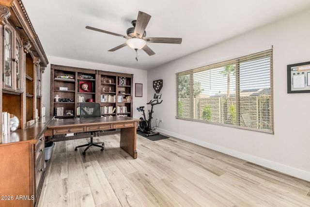 10914 W SARATOGA Circle, Sun City, AZ 85351