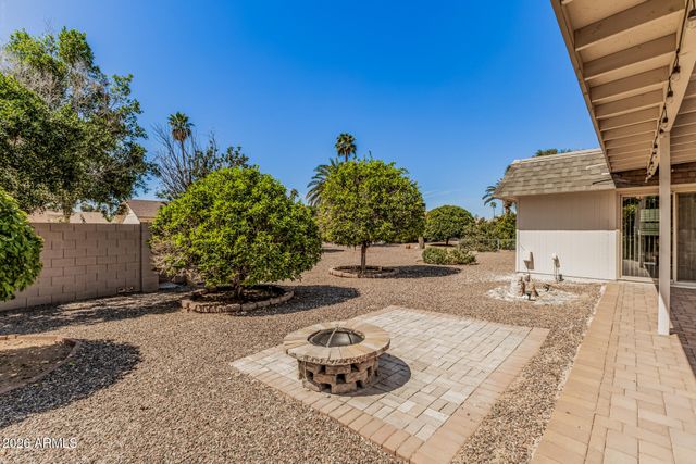 10914 W SARATOGA Circle, Sun City, AZ 85351
