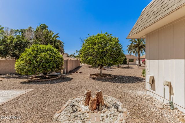 10914 W SARATOGA Circle, Sun City, AZ 85351