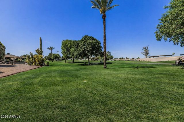 10914 W SARATOGA Circle, Sun City, AZ 85351