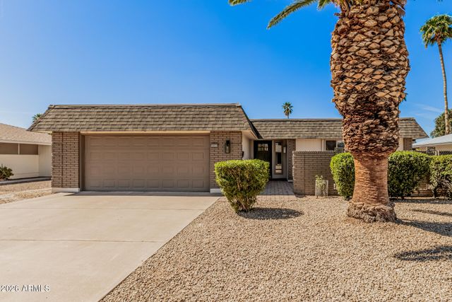 10914 W SARATOGA Circle, Sun City, AZ 85351