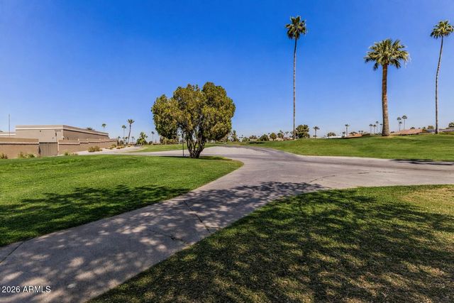 10914 W SARATOGA Circle, Sun City, AZ 85351