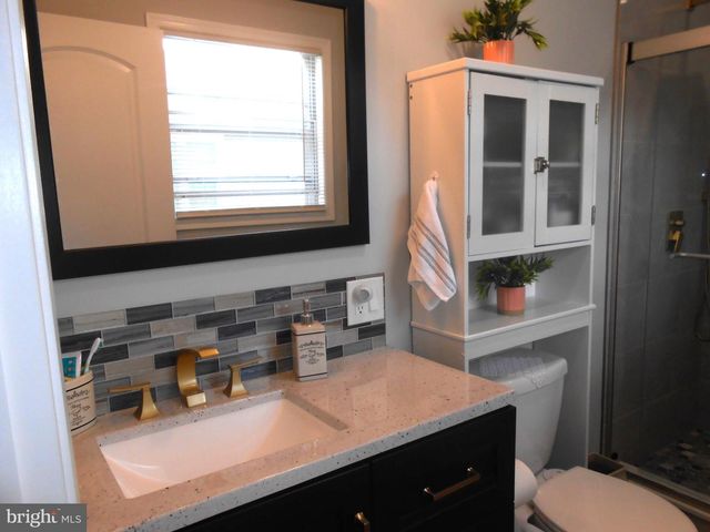 46 WOODSTOCK DR, Toms River, NJ 08757