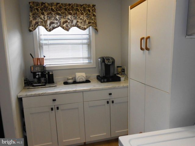 46 WOODSTOCK DR, Toms River, NJ 08757