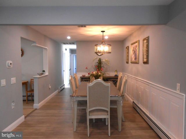46 WOODSTOCK DR, Toms River, NJ 08757