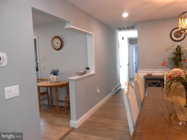46 WOODSTOCK DR, Toms River, NJ 08757
