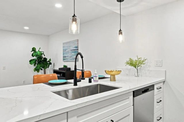 6009 Rancho Mission Road 116, San Diego, CA 92108