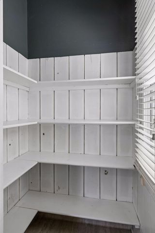 1049 7th Street W, Saint Paul, MN 55102