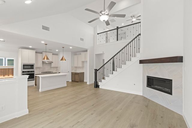 944 Lost Mine Trail, Little Elm, TX 75068