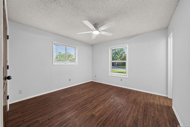 138 Bobolink Dr, New Braunfels, TX 78130
