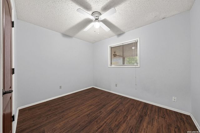 138 Bobolink Dr, New Braunfels, TX 78130