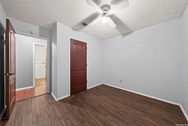 138 Bobolink Dr, New Braunfels, TX 78130