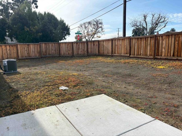 1300 Sunningdale Lane, Fairfield, CA 94533