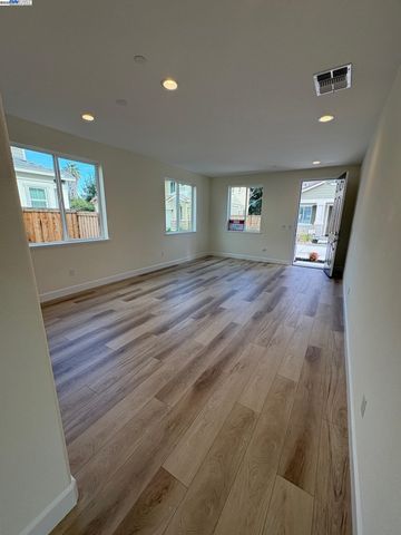 1300 Sunningdale Lane, Fairfield, CA 94533