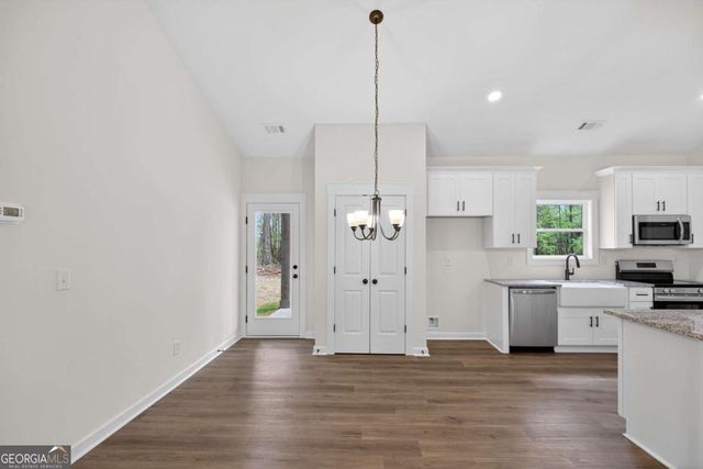 321 Relay Road, Silver Creek, GA 30173