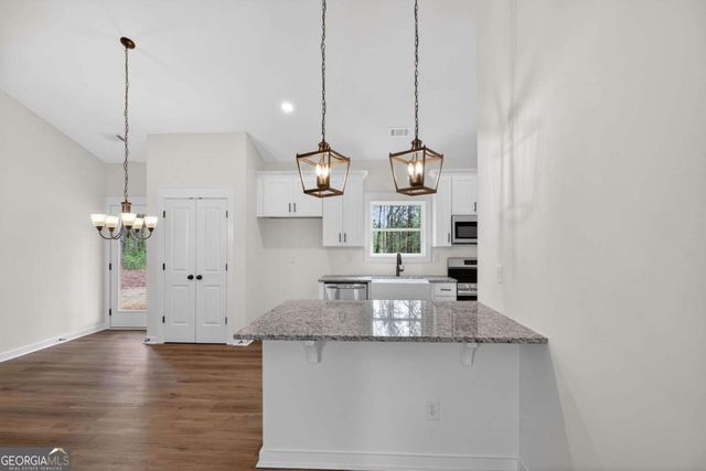 321 Relay Road, Silver Creek, GA 30173