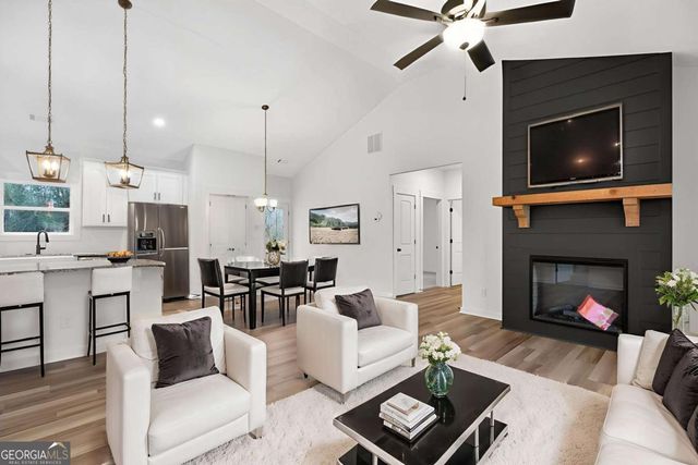 321 Relay Road, Silver Creek, GA 30173