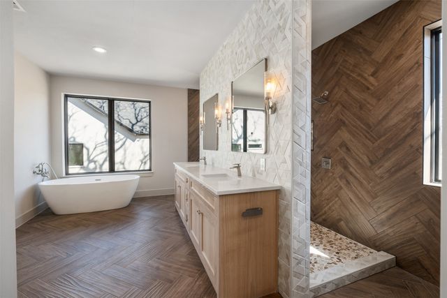 116 Pinnacle Club Drive, Mabank, TX 75156