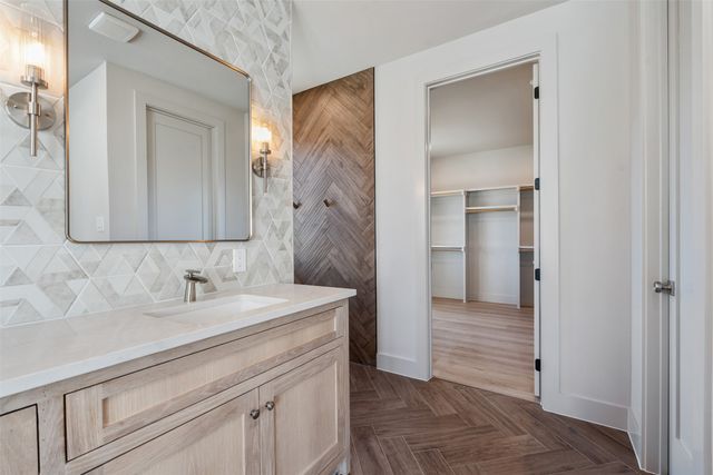 116 Pinnacle Club Drive, Mabank, TX 75156