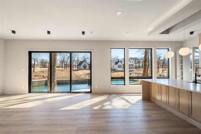 116 Pinnacle Club Drive, Mabank, TX 75156