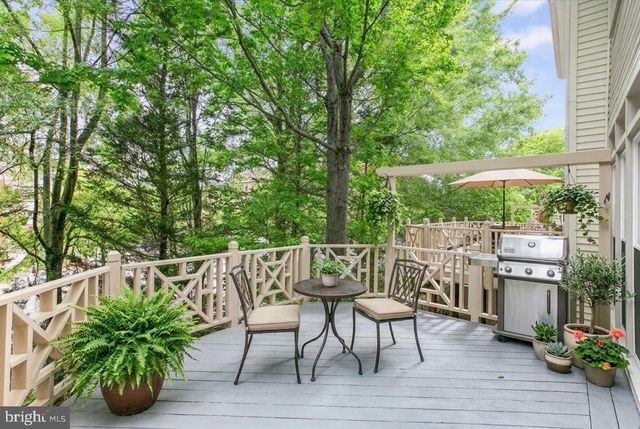 10524 JAMES WREN WAY, Fairfax, VA 22030