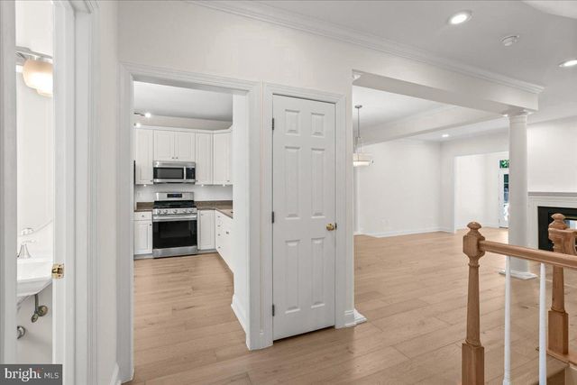 10524 JAMES WREN WAY, Fairfax, VA 22030