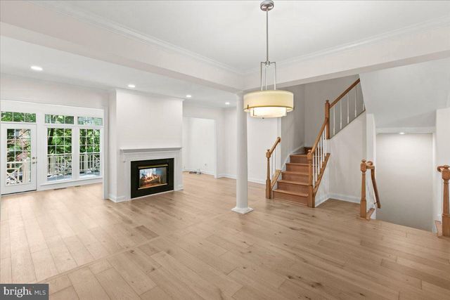 10524 JAMES WREN WAY, Fairfax, VA 22030