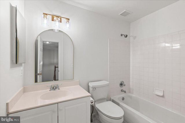 10524 JAMES WREN WAY, Fairfax, VA 22030