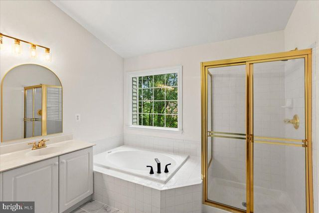 10524 JAMES WREN WAY, Fairfax, VA 22030