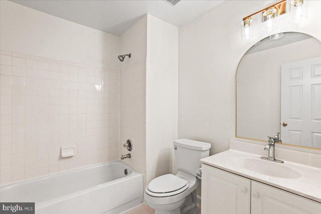 10524 JAMES WREN WAY, Fairfax, VA 22030