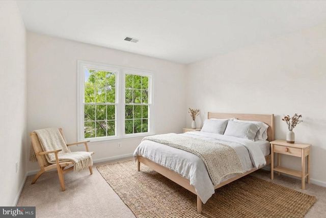 10524 JAMES WREN WAY, Fairfax, VA 22030