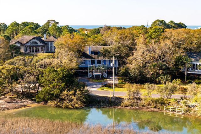 1019 Seacrest Lane, Folly Beach, SC 29439