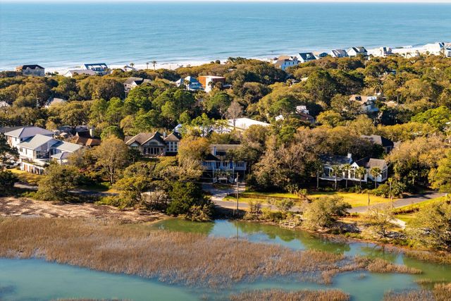 1019 Seacrest Lane, Folly Beach, SC 29439